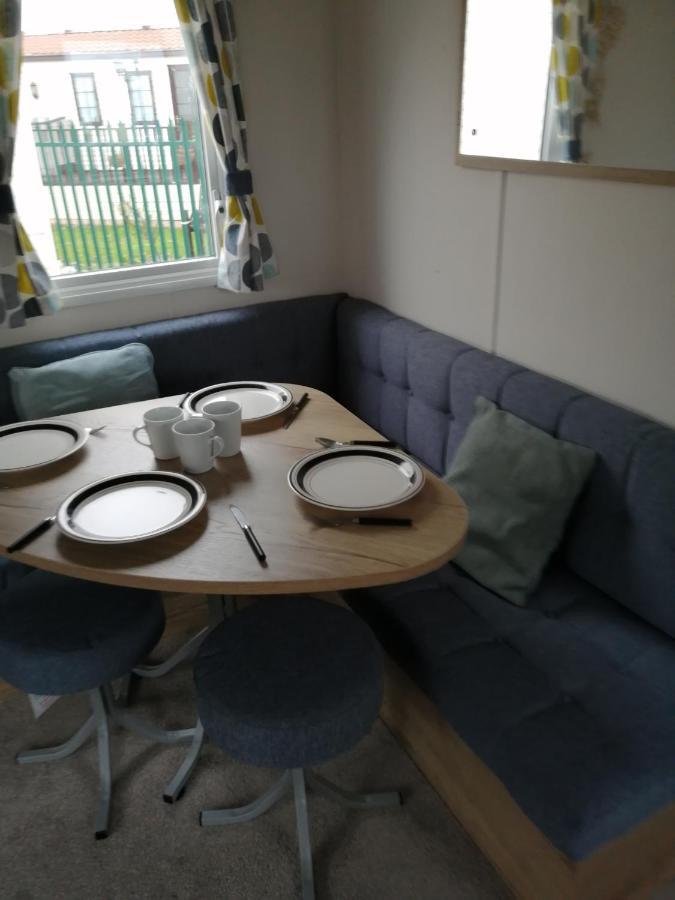 69R Seawick 2 Bedroom Caravan . New For 2022 Saint Osyth 외부 사진