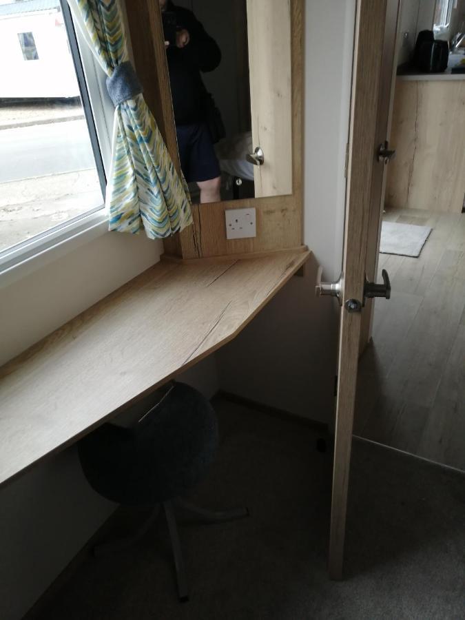 69R Seawick 2 Bedroom Caravan . New For 2022 Saint Osyth 외부 사진